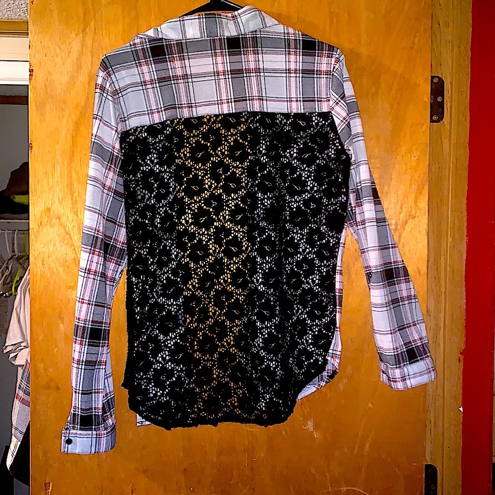Ultra Flirt Junior flannel with lace back. Size XL.